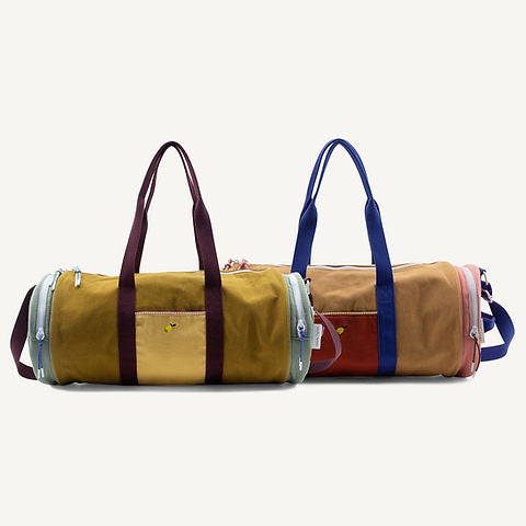 Sticky Lemon Duffle bag • adventure • meet me in the meadows