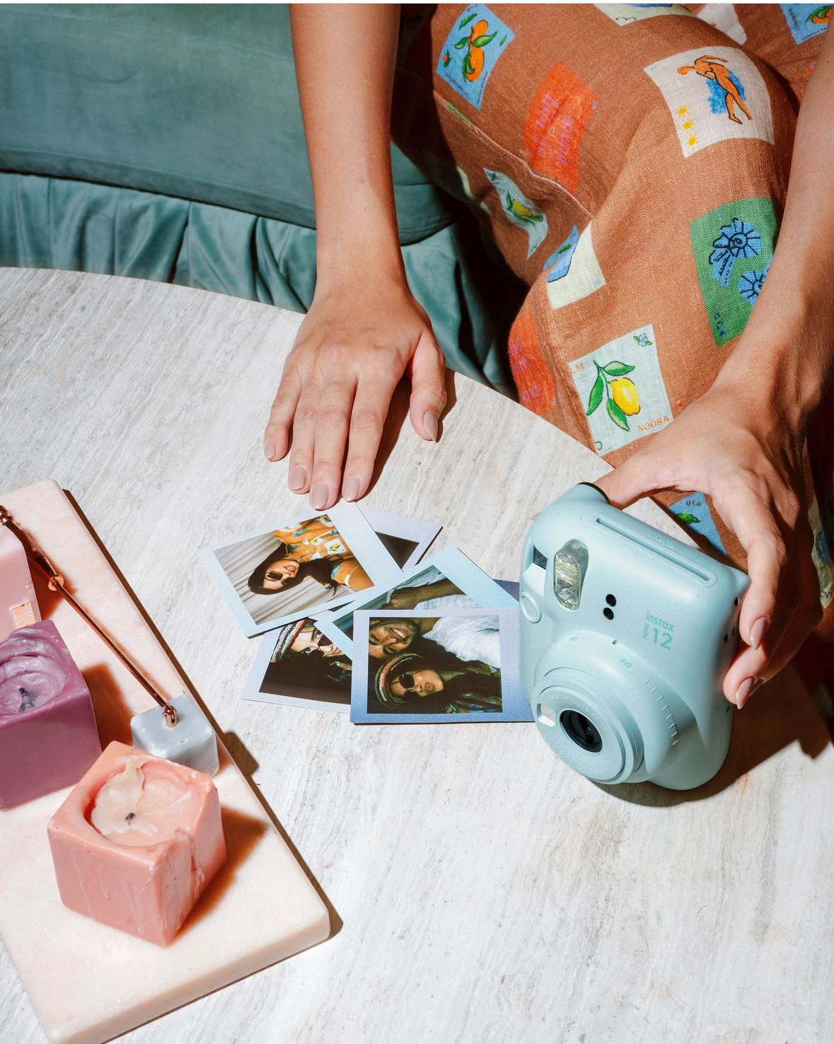 Fujifilm Instax Mini 12 Camera Gift Giftbox Bundle