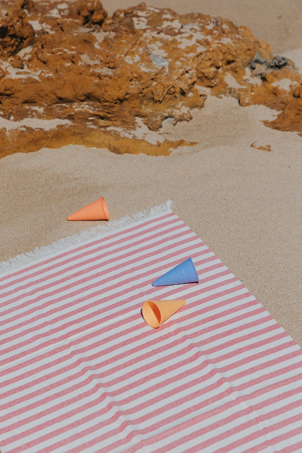 Torres Novas Beige Barra beach towel