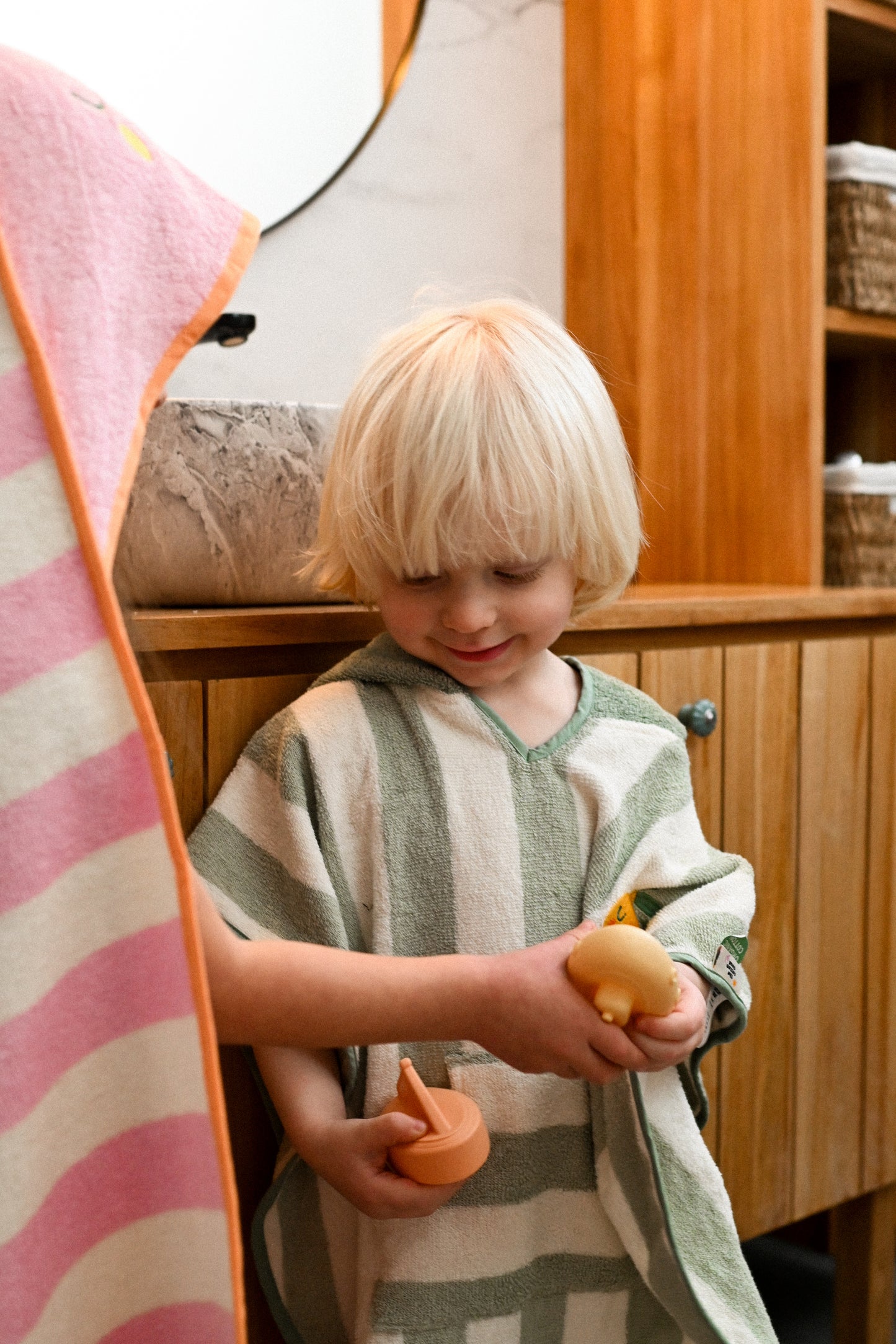 The Cotton Cloud Hooded Towel Mandy Mandarine