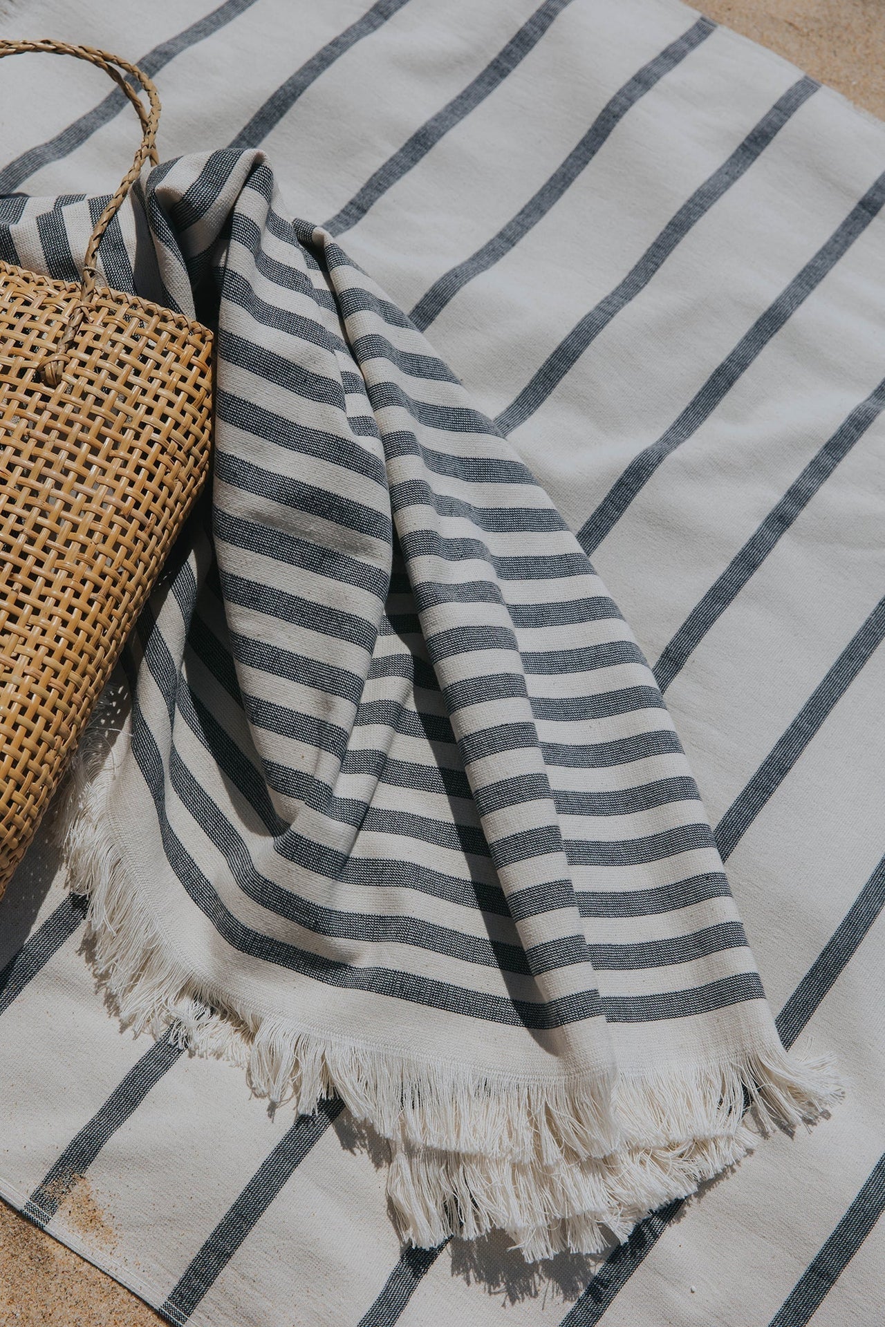 Torres Novas Beige Barra beach towel