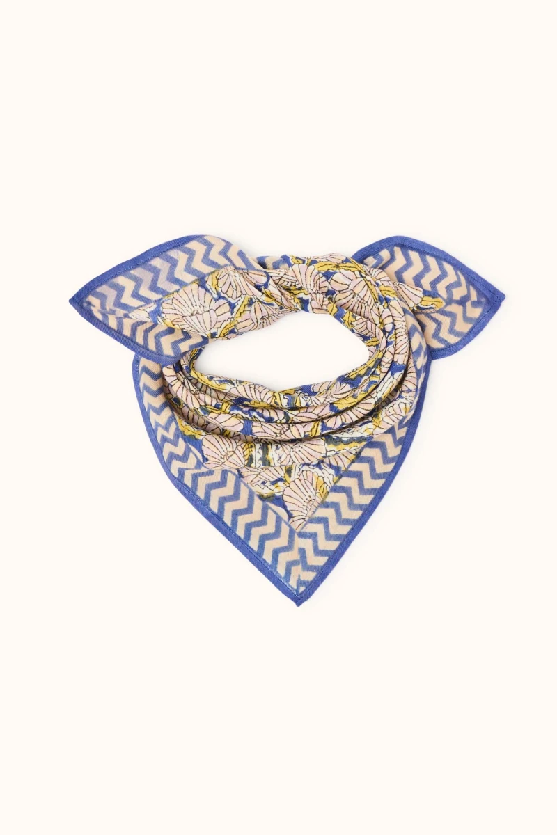 Apaches Small Scarf manika Molly Iris