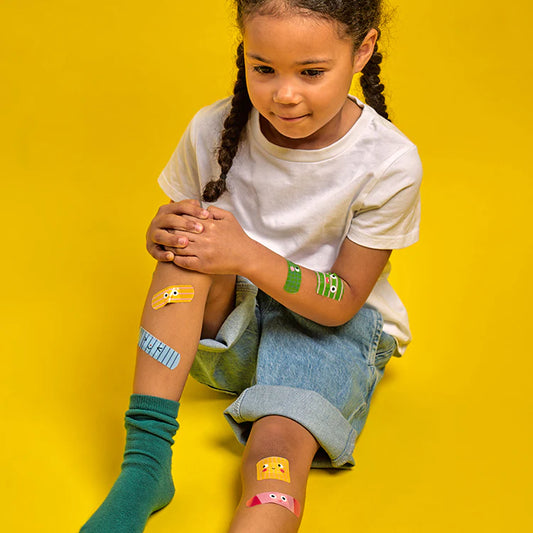 Kikkerland Kidoki Ouchy Friends adhesive bandages