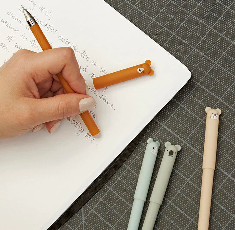 Kikkerland Erasable Animal Pens