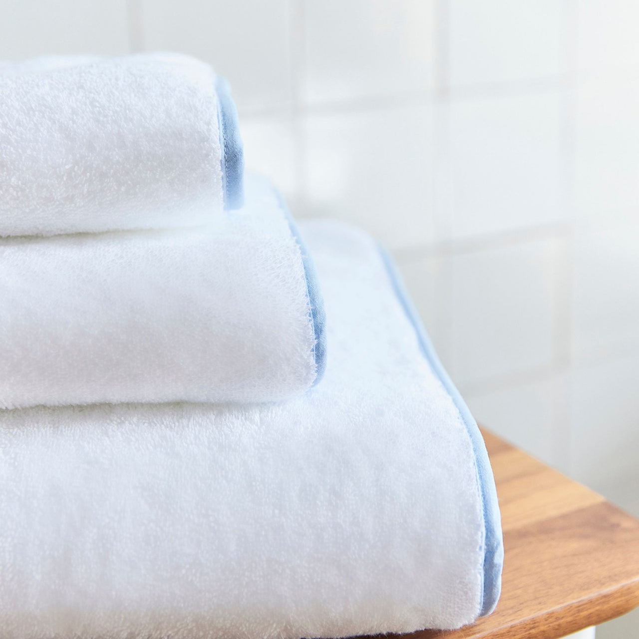 Torres Noves Face Towel