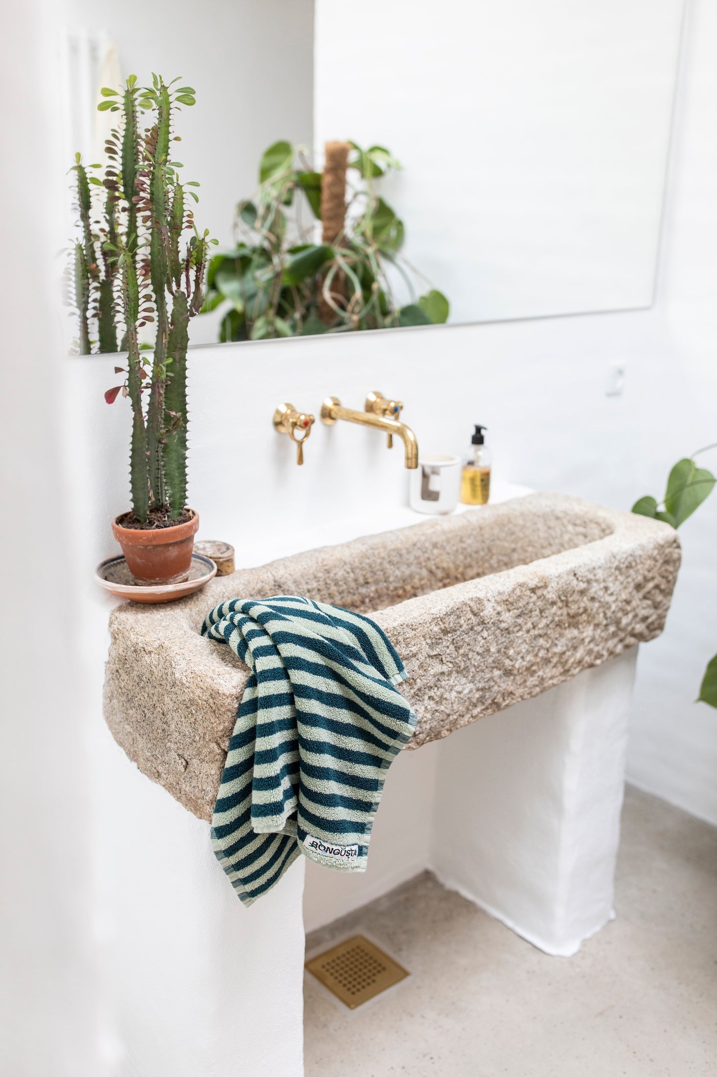 Bongusta Naram Bath Towel