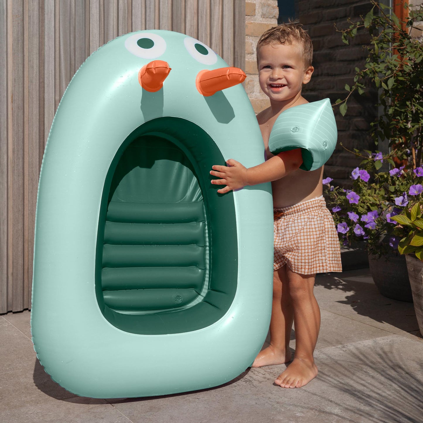 Quut Boat Garden Green
