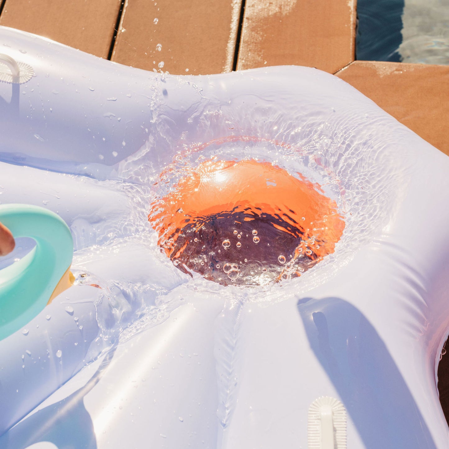 Quut Seashell Float Lavender