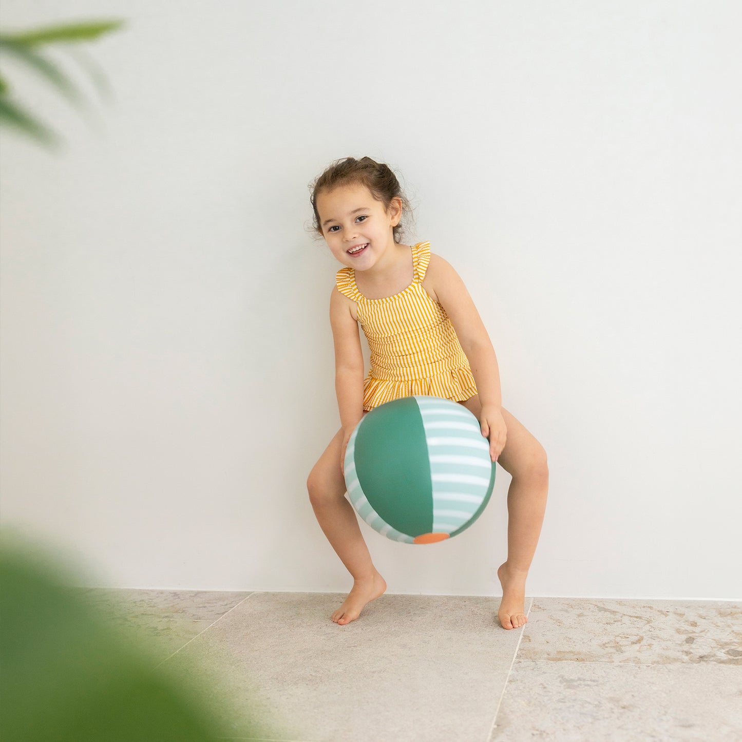 Quut Beach Ball -Garden Green
